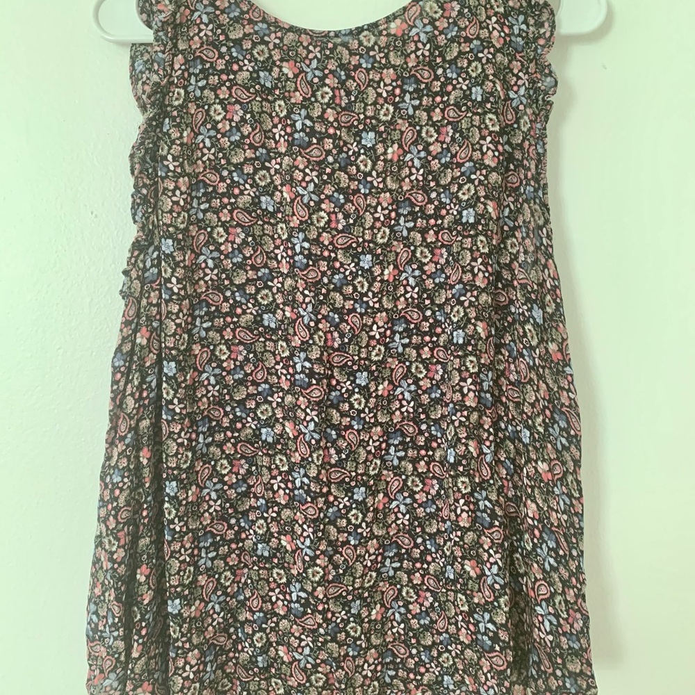 Sleeveless blouse